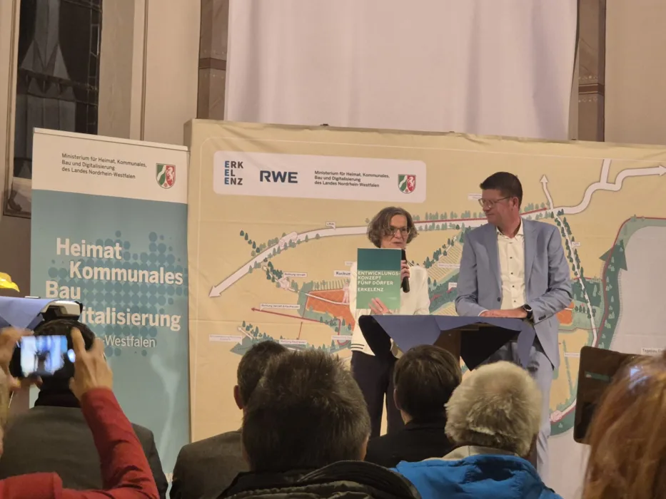 Förderbescheid für die fünf geretteten Dörfer übergeben